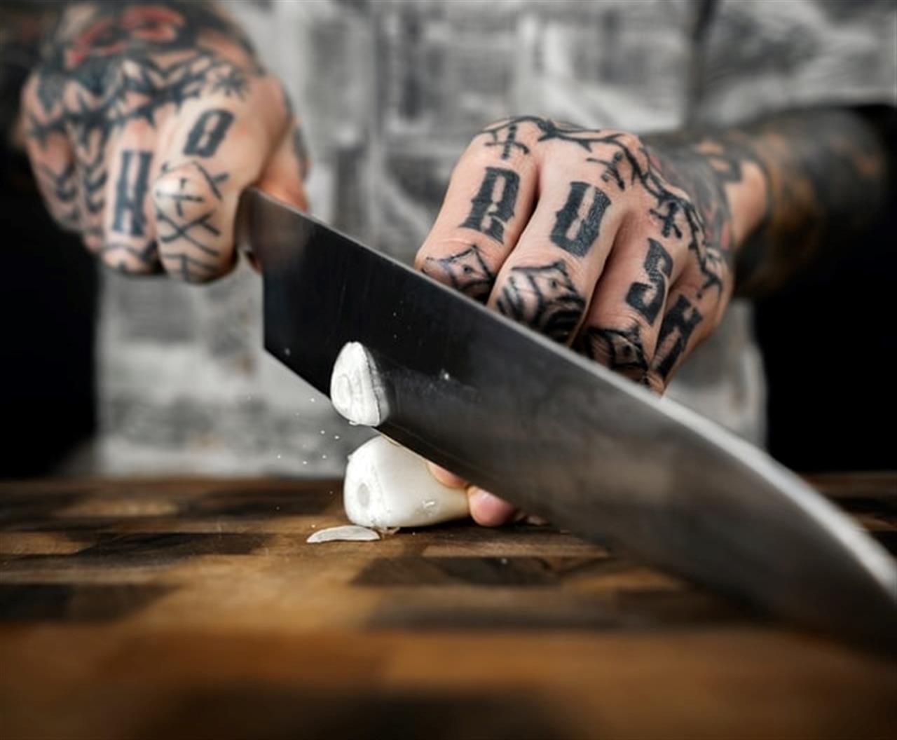 Gør dine knive skarpere med en slibesten